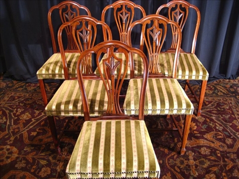 Appraisal: SET OF SIX FEDERAL STYLE MAHOGANY DINING CHAIRS Each side