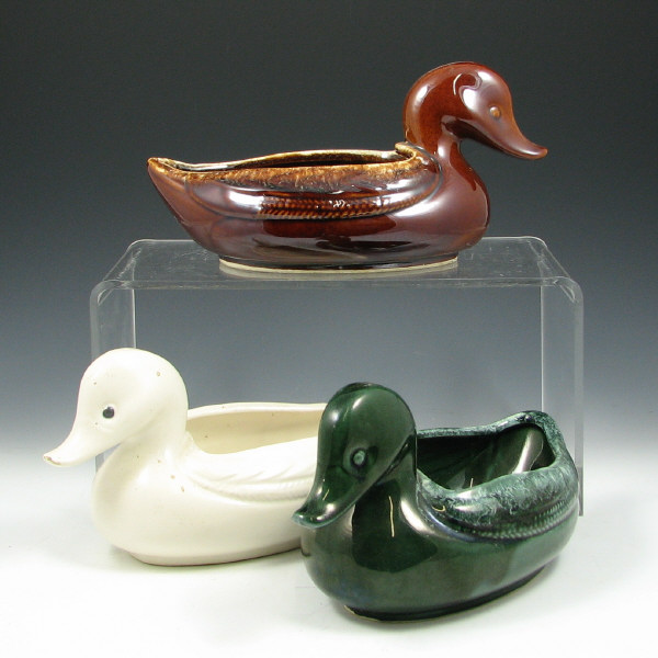 Appraisal: Hull Imperial - Duck Planters Lot of five Imperial F