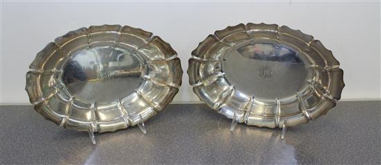 Appraisal: Sale Lot A Pair of American Silver Bowls Richard Dimes