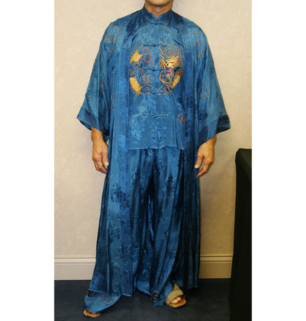 Appraisal: Vintage silk clothing three pc dragon pattern pajama set plus