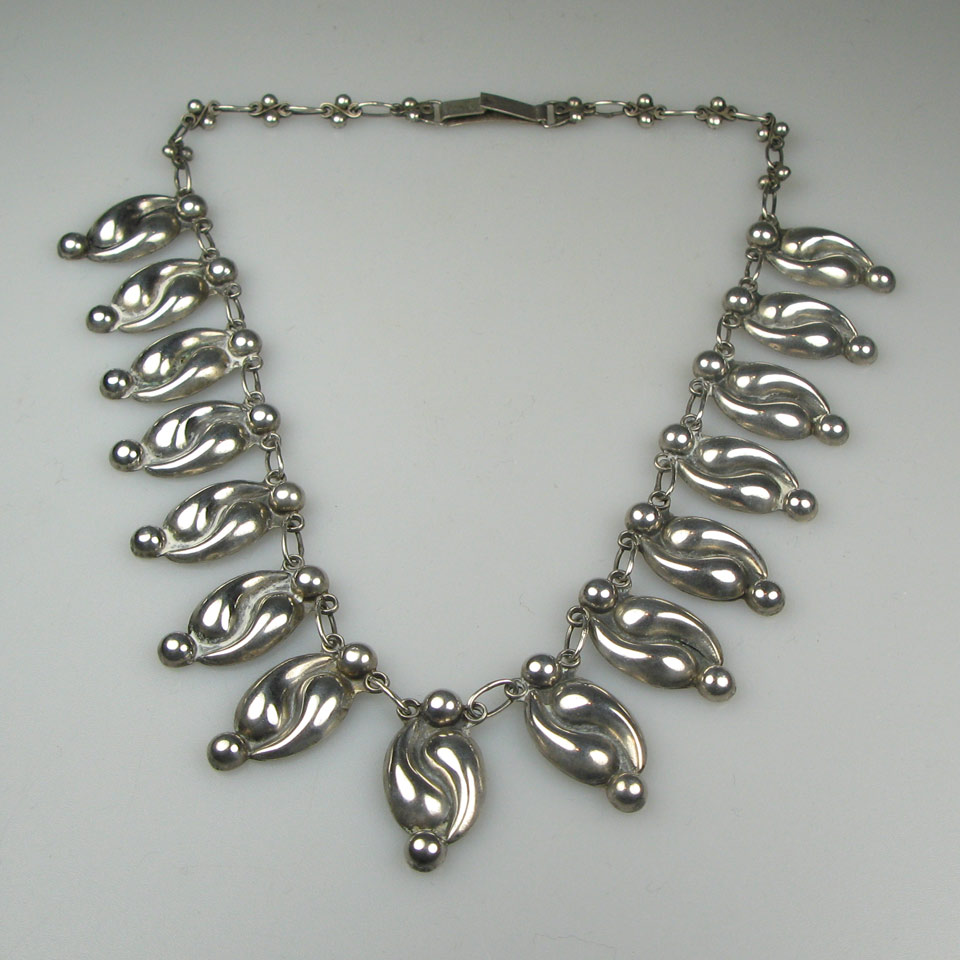 Appraisal: Mexican Sterling Silver Necklace unsigned Length - cm