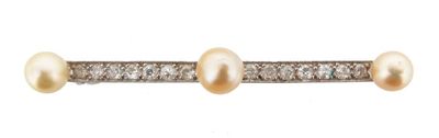 Appraisal: A diamond and untested pearl bar brooch The three pearls