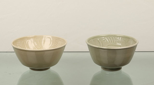 Appraisal: Agnete Hoy British - Two bowlswith incised floral decorations and