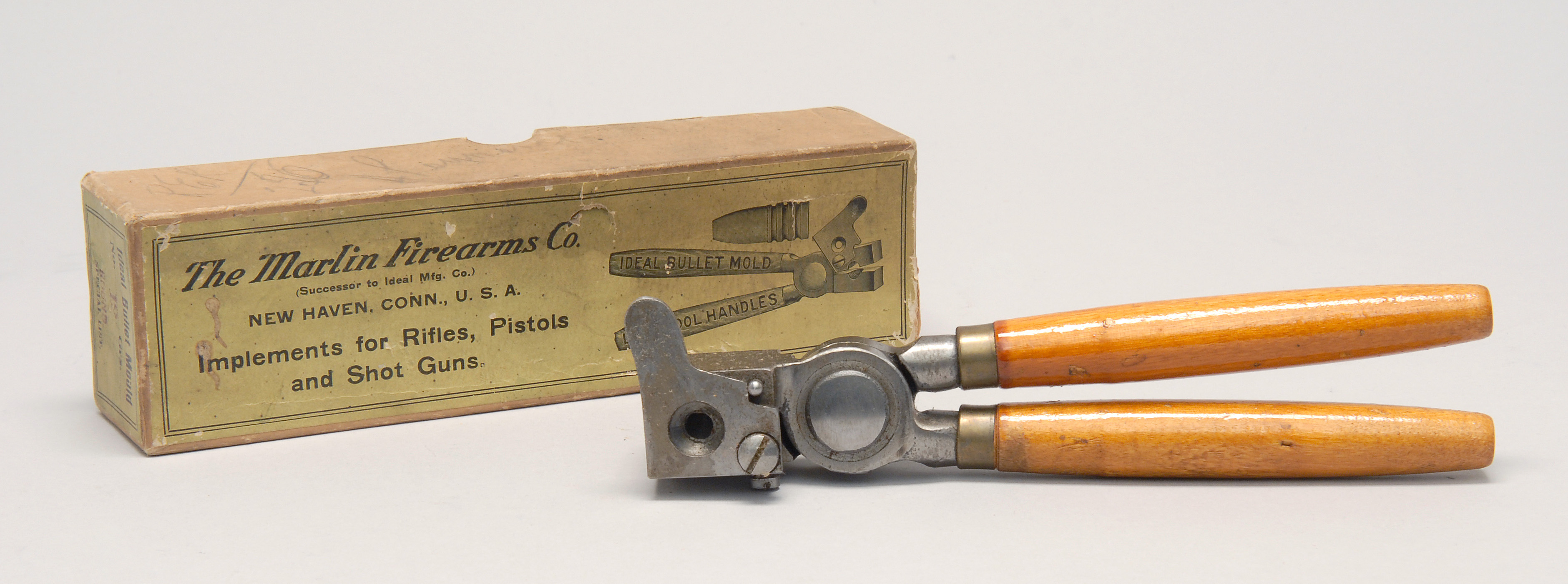 Appraisal: IDEAL BULLET MOLD MADE BY THE MARLIN FIREARMS COMPANY Early