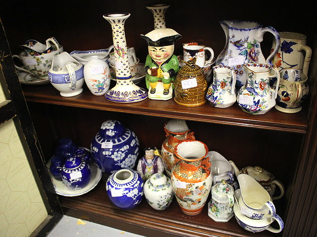 Appraisal: A QUANTITY OF CERAMICS to include various ginger jars a