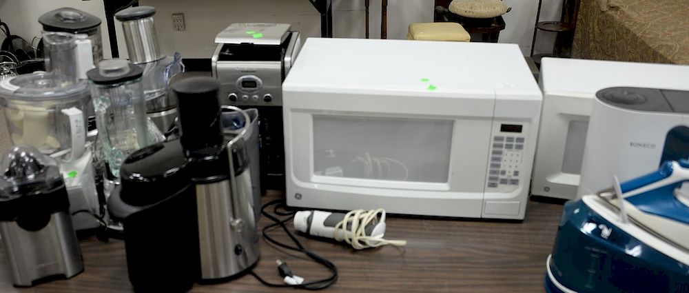 Appraisal: Group of electronics to include two microwaves coffee maker two