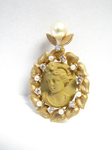 Appraisal: Victorian K Yellow Gold cameo with pearl and diamonds carved