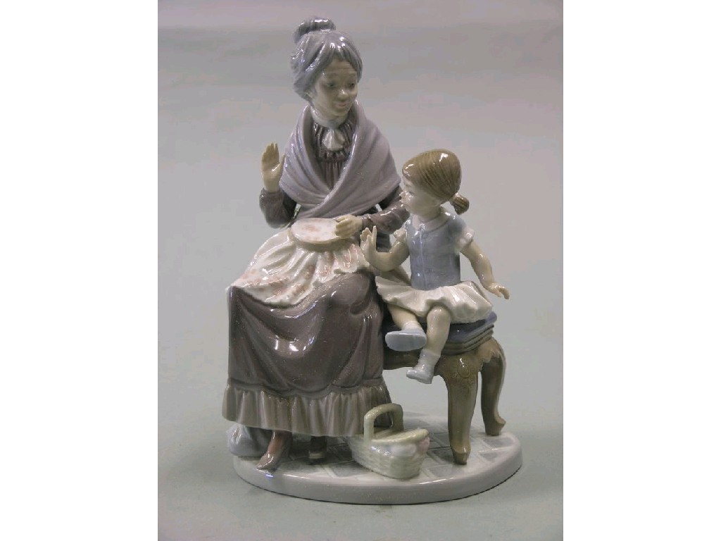 Appraisal: Lladro - A Visit With Granny cat ref sculptor Vincente