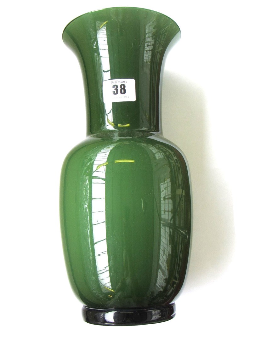 Appraisal: A quantity of contemporary glass wares comprising a Murano green