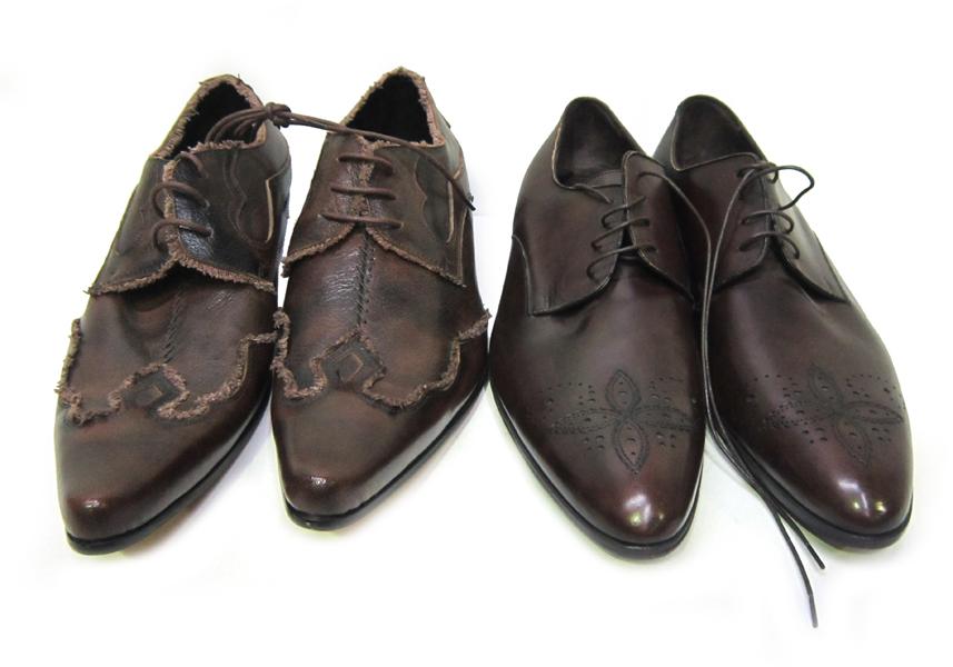 Appraisal: A PAIR OF LOUIS VUITTON DRESS SHOES WITH A PAIR