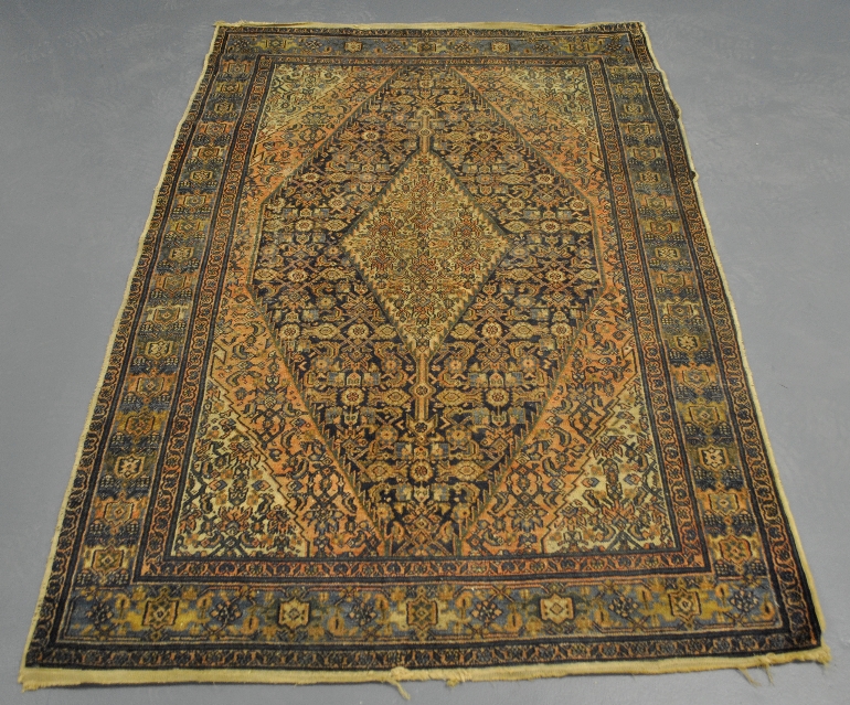 Appraisal: - Hamadan oriental carpet x -