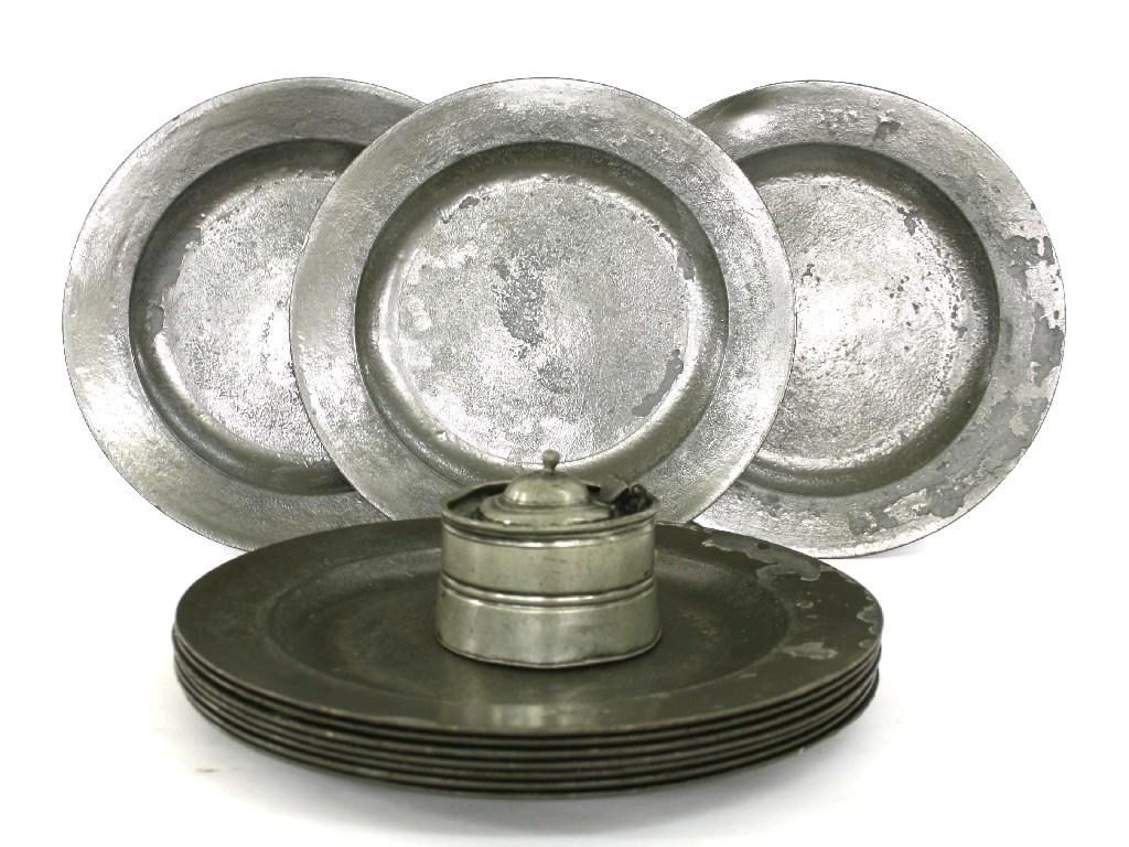 Appraisal: Set of ten th century pewter plates bearing London touch