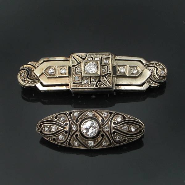 Appraisal: A collection of two European Deco diamond and gold brooches