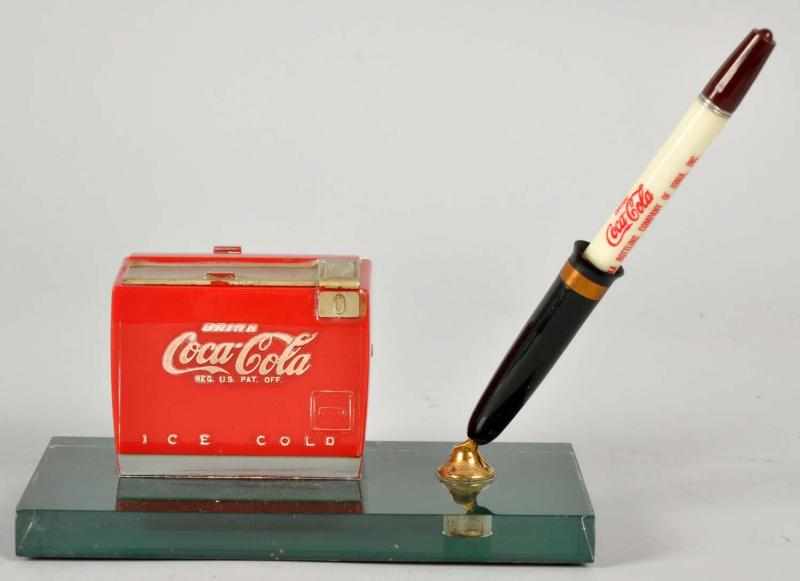 Appraisal: Coca-Cola Music Box Desk Set s Light to medium wear