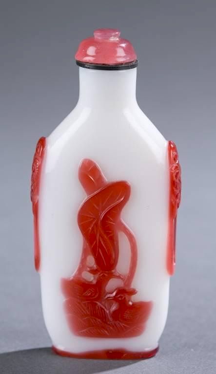 Appraisal: Chinese red on milk white overlay snuff bottle A Chinese