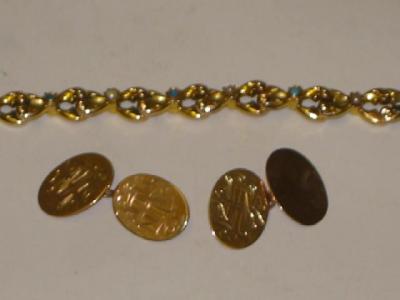 Appraisal: A CT GOLD BRACELET the hollow fancy scroll moulded links