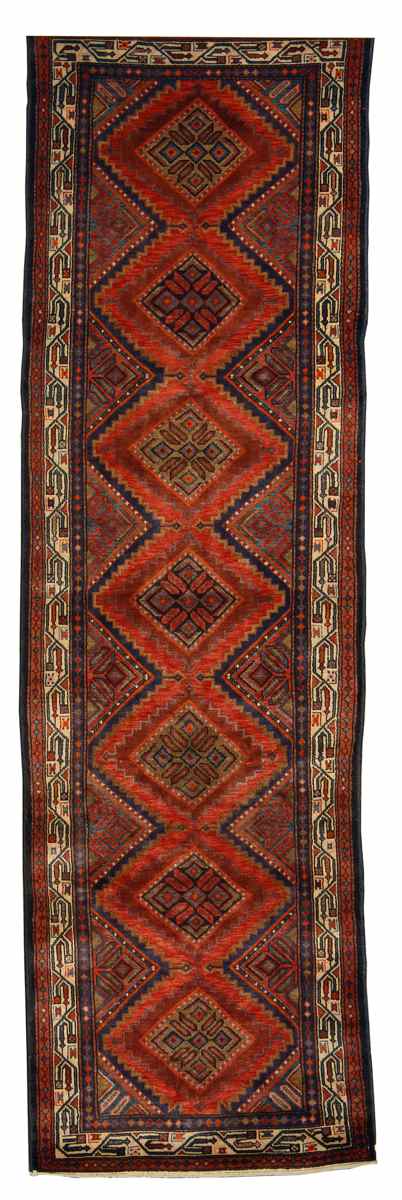 Appraisal: ORIENTAL RUG MALAYER ' x ' Seven large diamond medallions