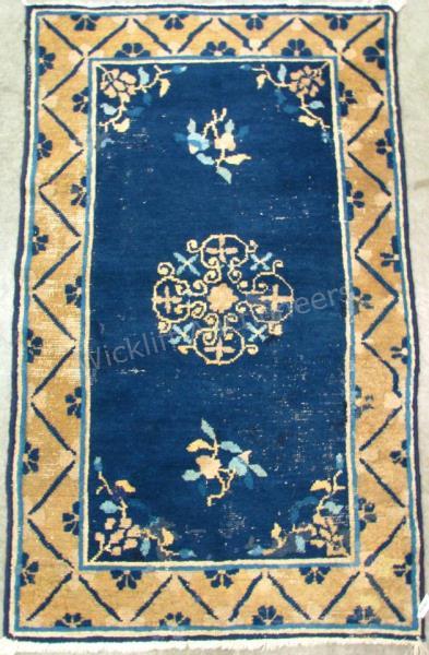 Appraisal: Handmade Oriental Area Rug traditional Chinese floral design blue field