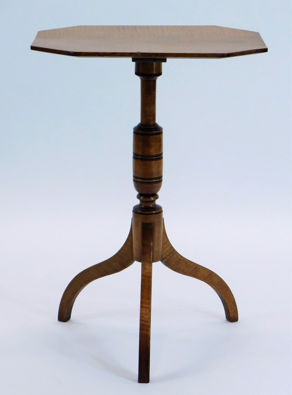 Appraisal: C AMERICAN FEDERAL TIGER MAPLE CANDLESTAND United States Late th