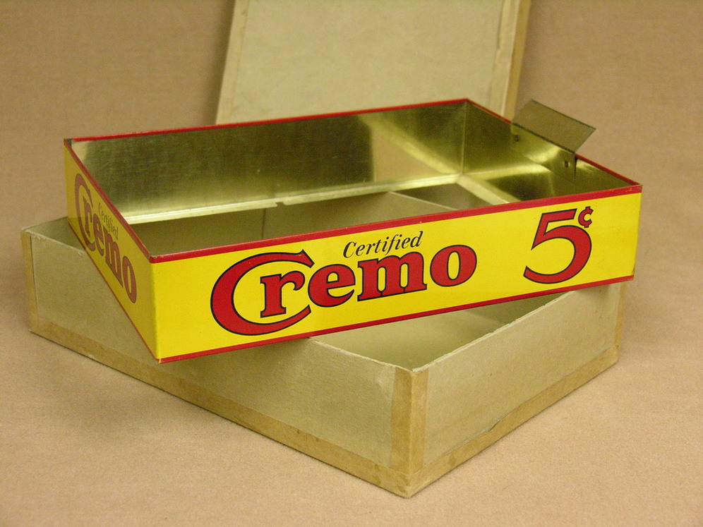 Appraisal: CREMO CIGAR BOX HOLDER COUNTER TOP DISPLAY Holds two cigar