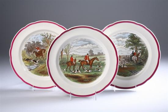 Appraisal: ENGLISH HUNTING THEMED EARTHENWARE DINNER PLATES Including eleven Copeland Spode