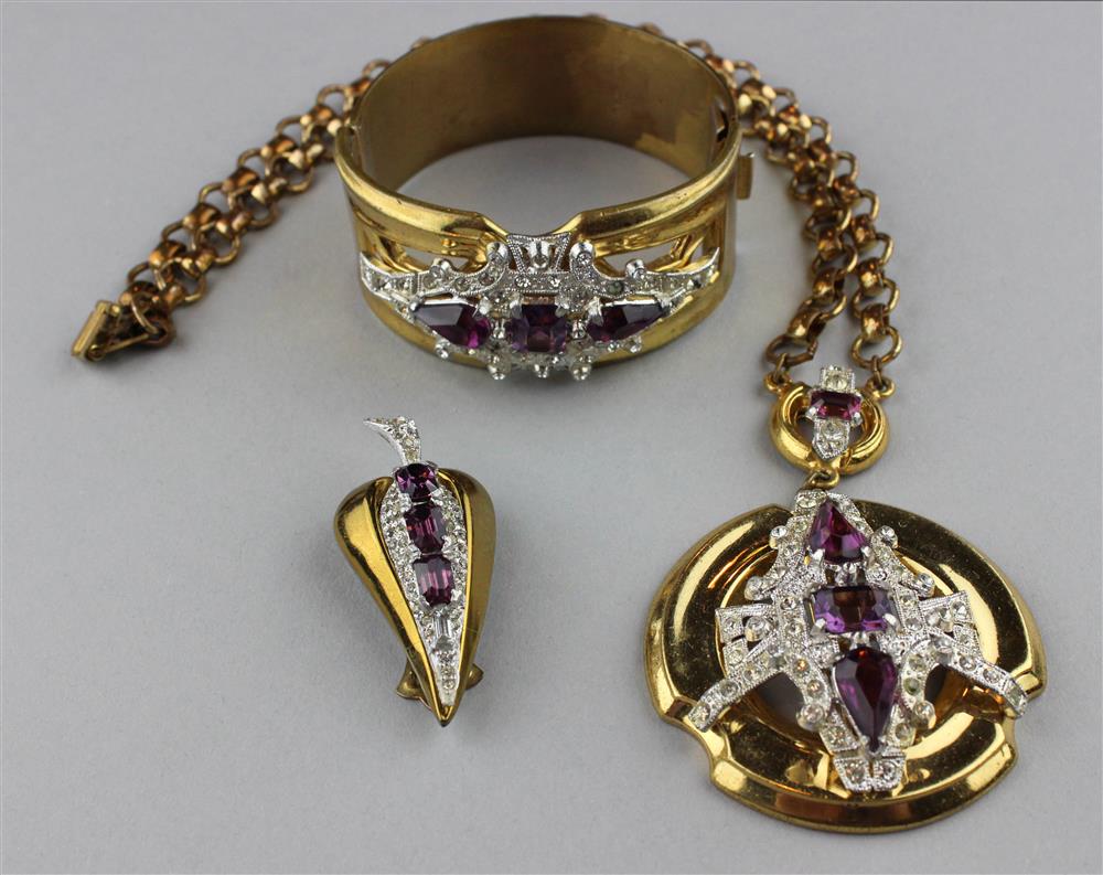 Appraisal: MCCLELLAND BARCLAY SEMI-PARURE goldtone cuff set with a large amethyst