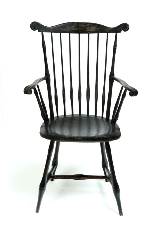 Appraisal: COMB-BACK WINDSOR ARMCHAIR New England possibly Connecticut late th-early th