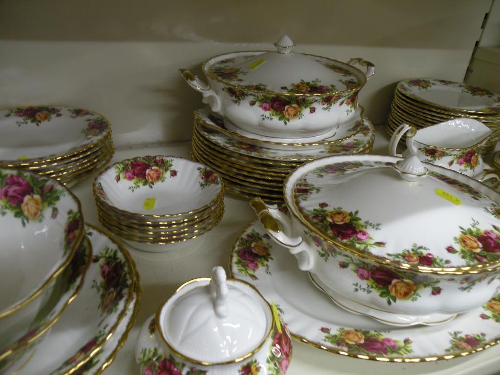 Appraisal: A Royal Albert Old Country Rose part dinner service