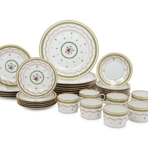 Appraisal: A Haviland Limoges Vieux Paris Vert Dinner Service comprising dinner