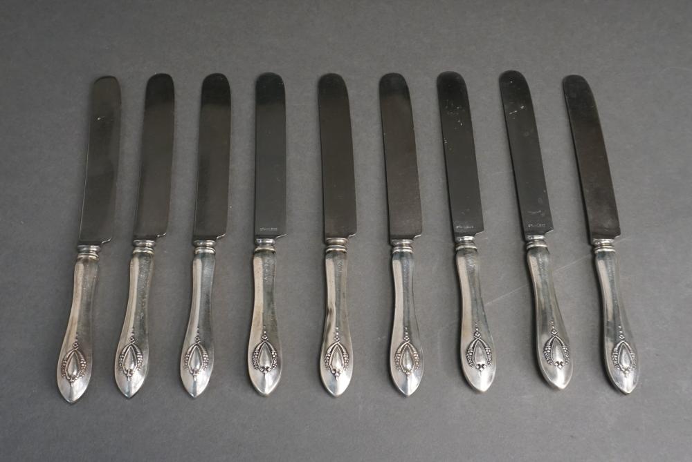 Appraisal: NINE ROGERS LUNT BOWLEN CO 'TREASURE' PROBABLY STERLING HANDLE DINNER