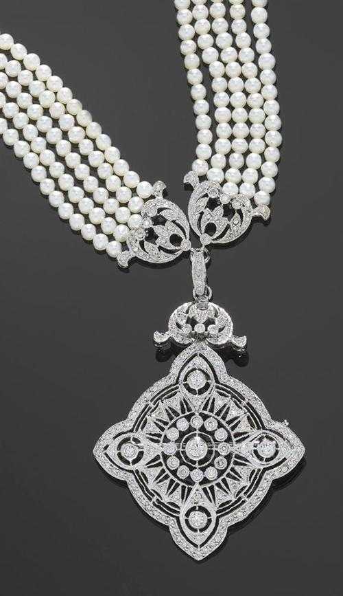 Appraisal: PEARL AND BRILLIANT-CUT DIAMOND NECKLACE White gold Decorative -row pearl