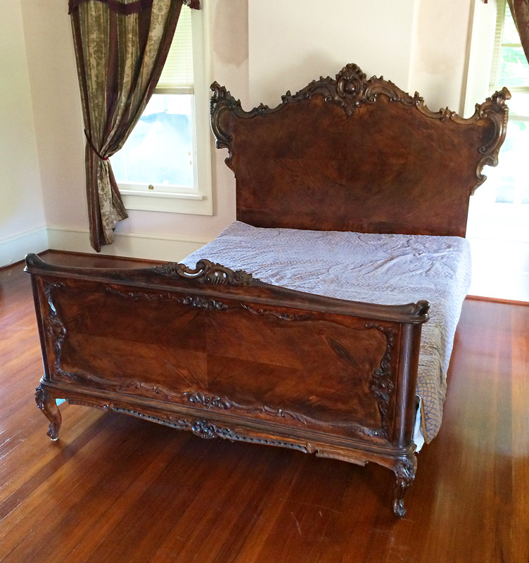 Appraisal: VICTORIAN CARVED WALNUT BED Both head board and foot board