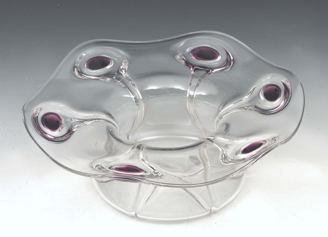 Appraisal: AN ART NOUVEAU STYLE GLASS DISH with purple peacock eye