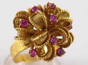 Appraisal: A yellow metal tests carat gold ruby ring head approx