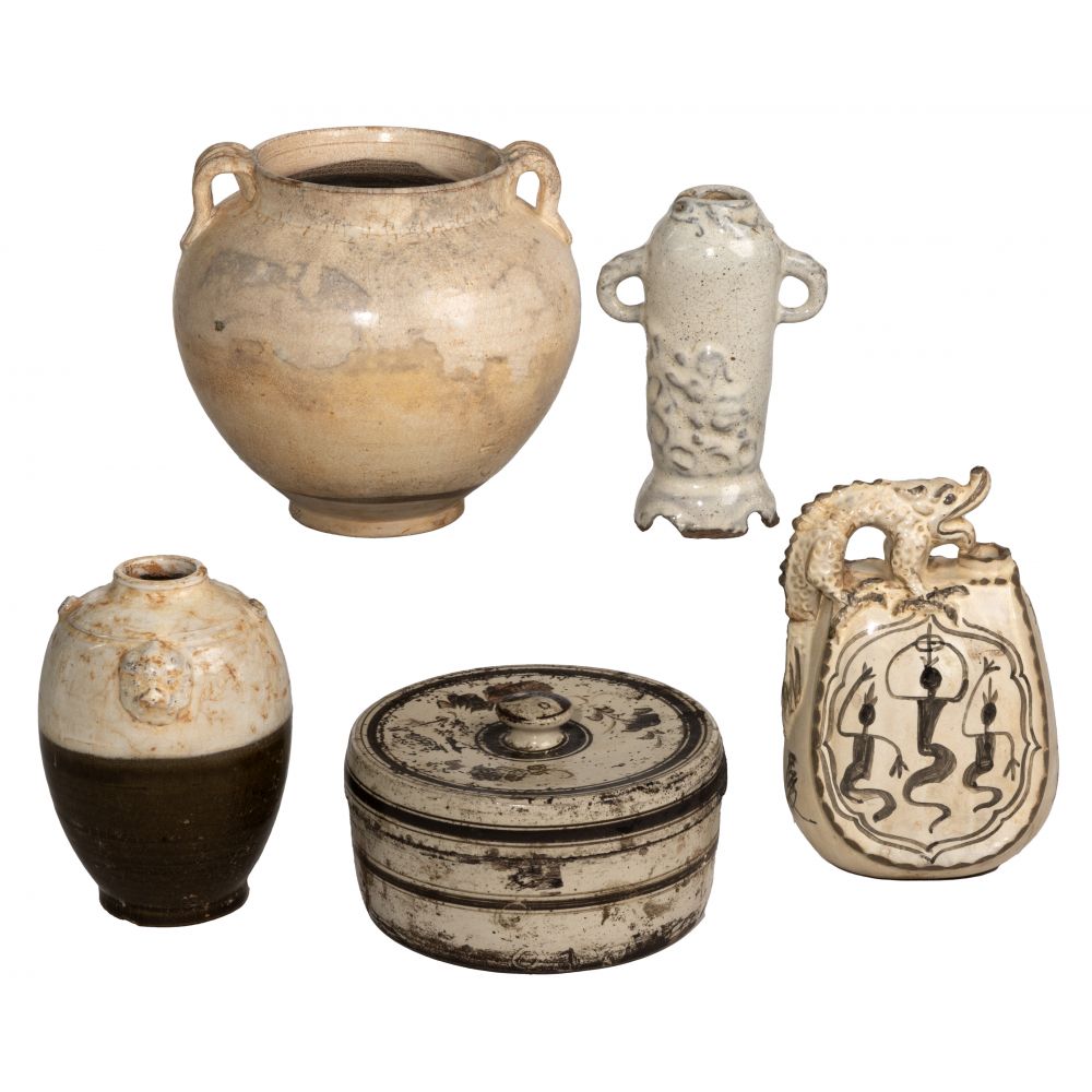 Appraisal: CHINESE CIZHOU KILN POTTERY ASSORTMENT items including a Yuan style