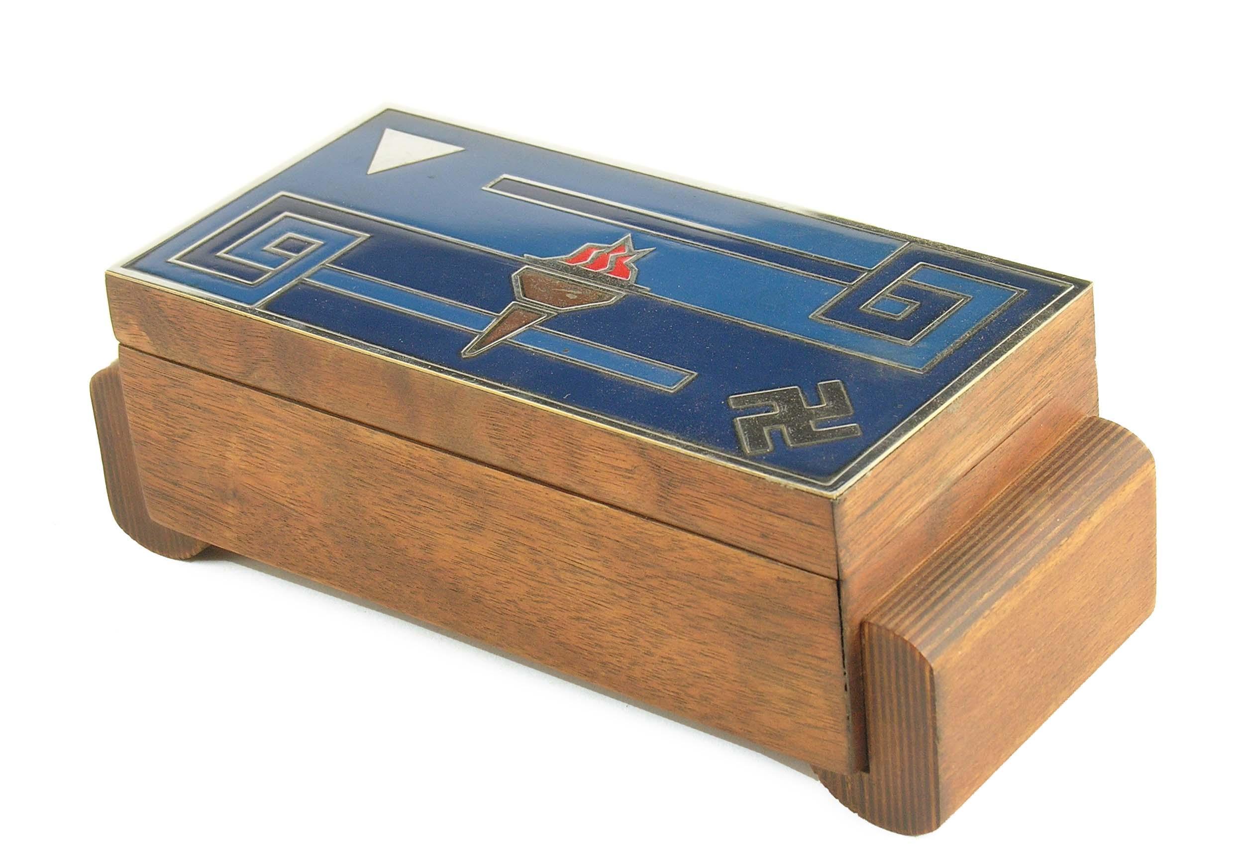 Appraisal: A Berlin Olympics walnut and enamel cigarette box