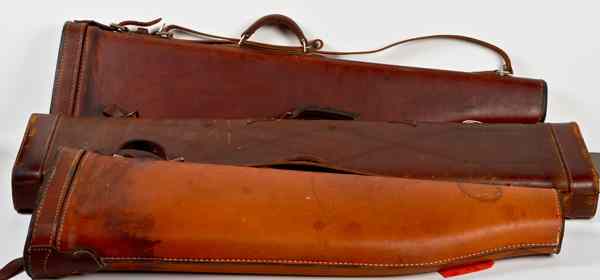 Appraisal: 'Leg o' Mutton'' Leather Shotgun Cases Lot of Three Brauer