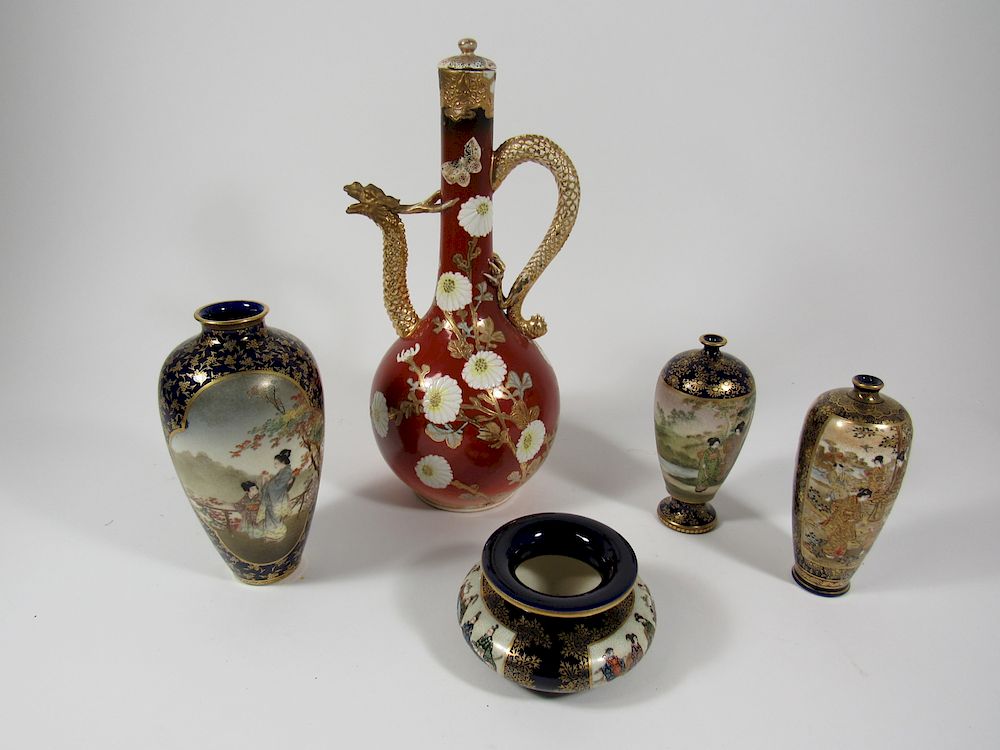 Appraisal: Grouping of Japanese Porcelain to Incl Kinkozan Three small meiping