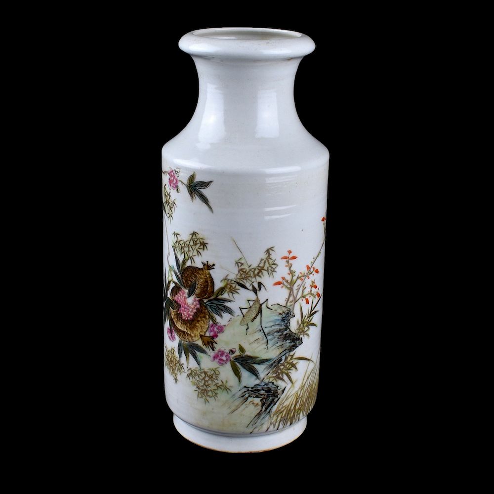 Appraisal: Chinese Famille Vert Porcelain Vase Chinese Famille Vert Porcelain Vase