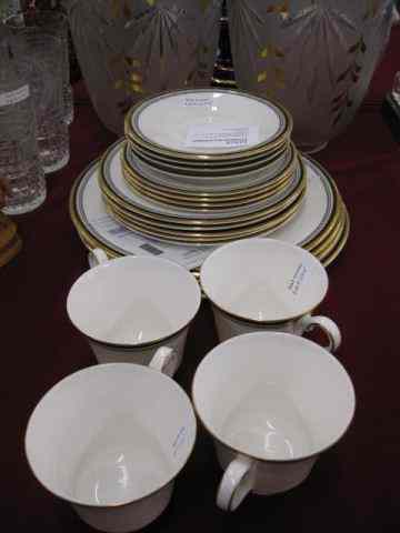 Appraisal: pc Royal Doulton ''Pavanne'' DinnerService for H- excellent