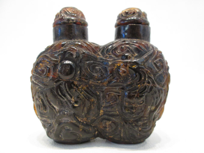 Appraisal: AGATE CARVED DOUBLE CHAMBER SNUFF BOTTLE with phoenix in landscape