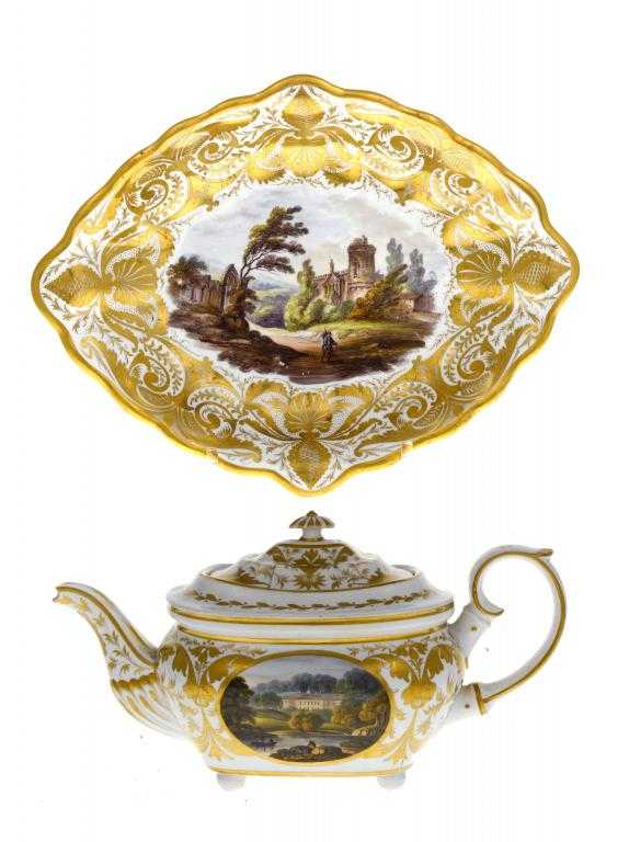 Appraisal: A DERBY FLUTED LOZENGE SHAPED DESSERT DISH AND A SIMILAR