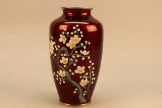 Appraisal: th C Japanese Cloisonne Pigeon Blood Vase In inverted pear