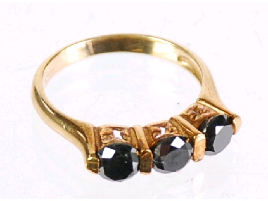 Appraisal: ct GOLD RING set with a row of three circular