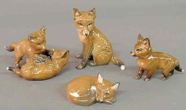 Appraisal: Four Rosenthal German porcelain foxes tallest h