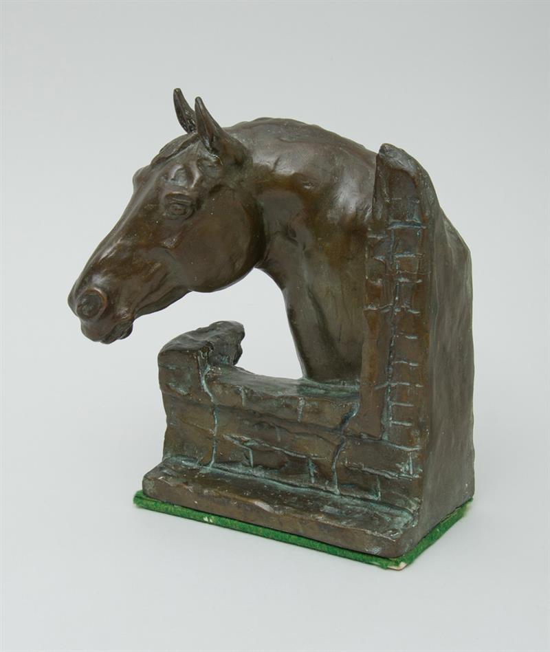 Appraisal: CONTINENTAL SCHOOL HORSE LOOKING OVER A FENCE Bronze indistinctly signed