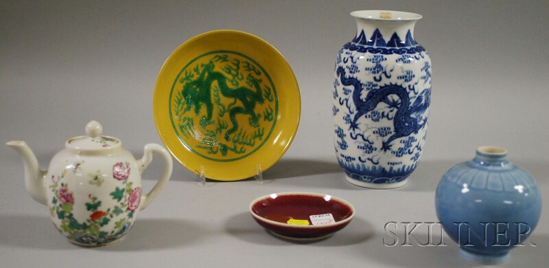 Appraisal: Five Assorted Chinese Porcelain Items a blue and white decorated