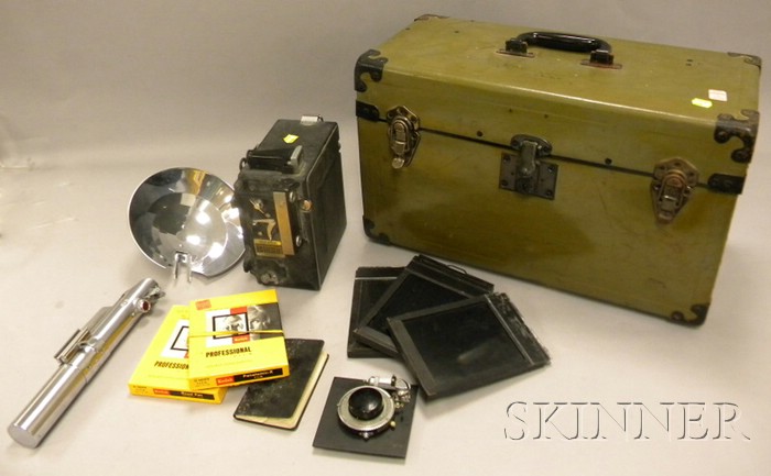 Appraisal: Graflex Camera with Accessories in a case