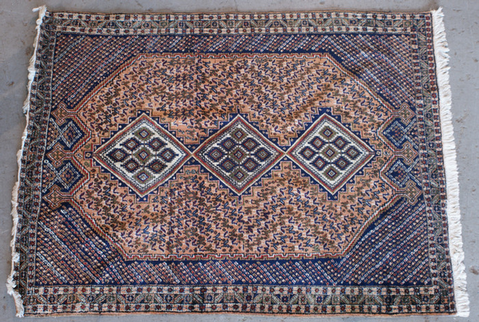 Appraisal: x Contemporary Persian rug Estimate -