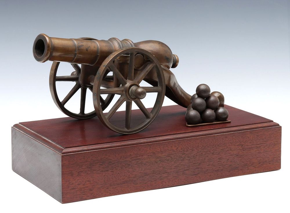 Appraisal: A NICE QUALITY BRONZE MODEL OF TH CENTURY CANNON The